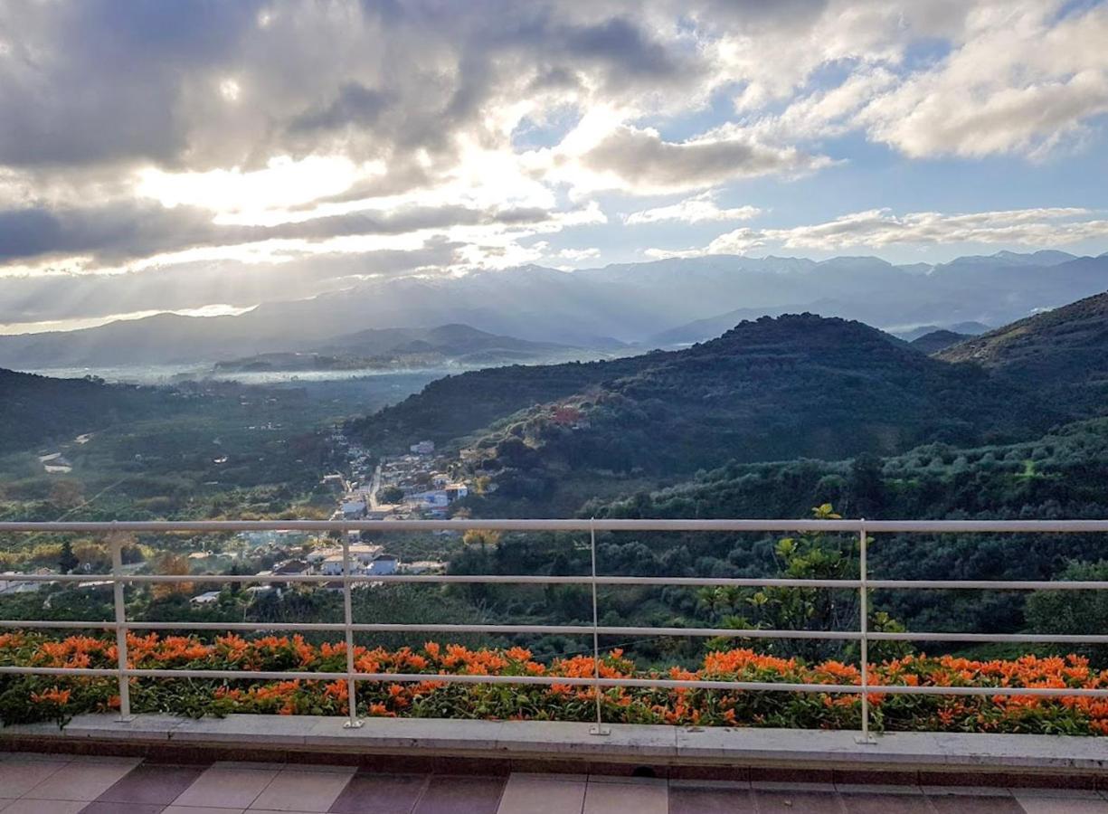 Villa Orgoni Patellari Exteriér fotografie